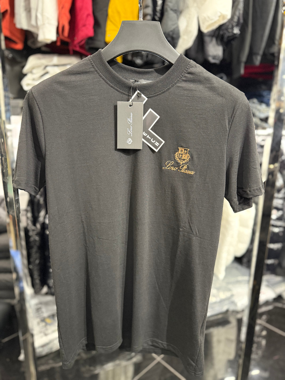 Sales t-shirt 142