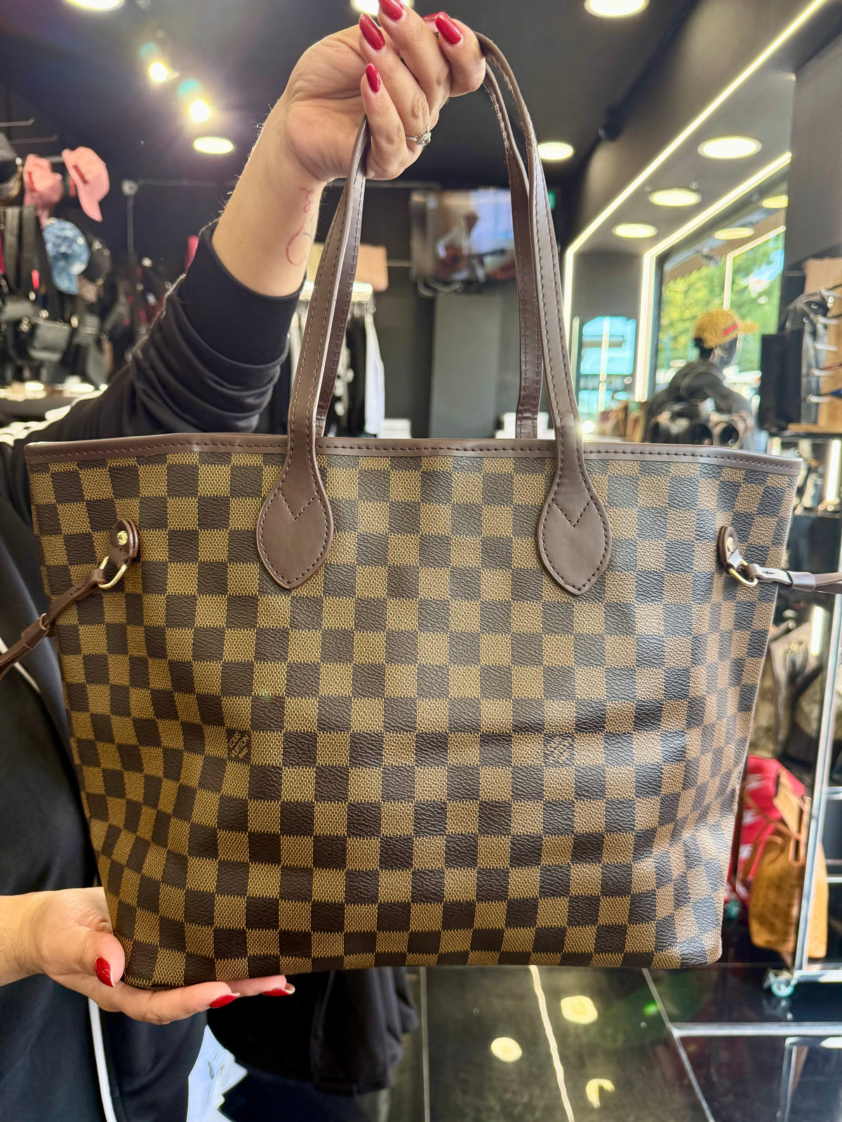 new arrivals τσάντα LV