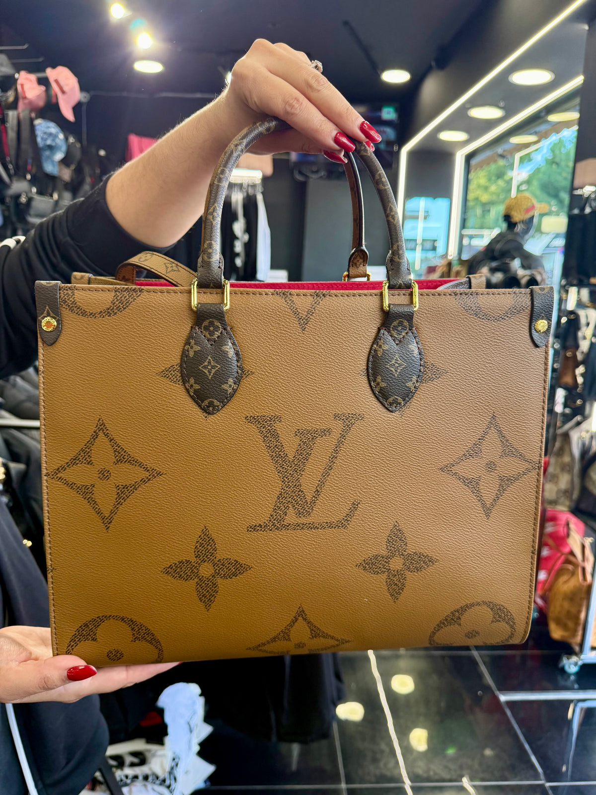 new arrivals τσάντα LV