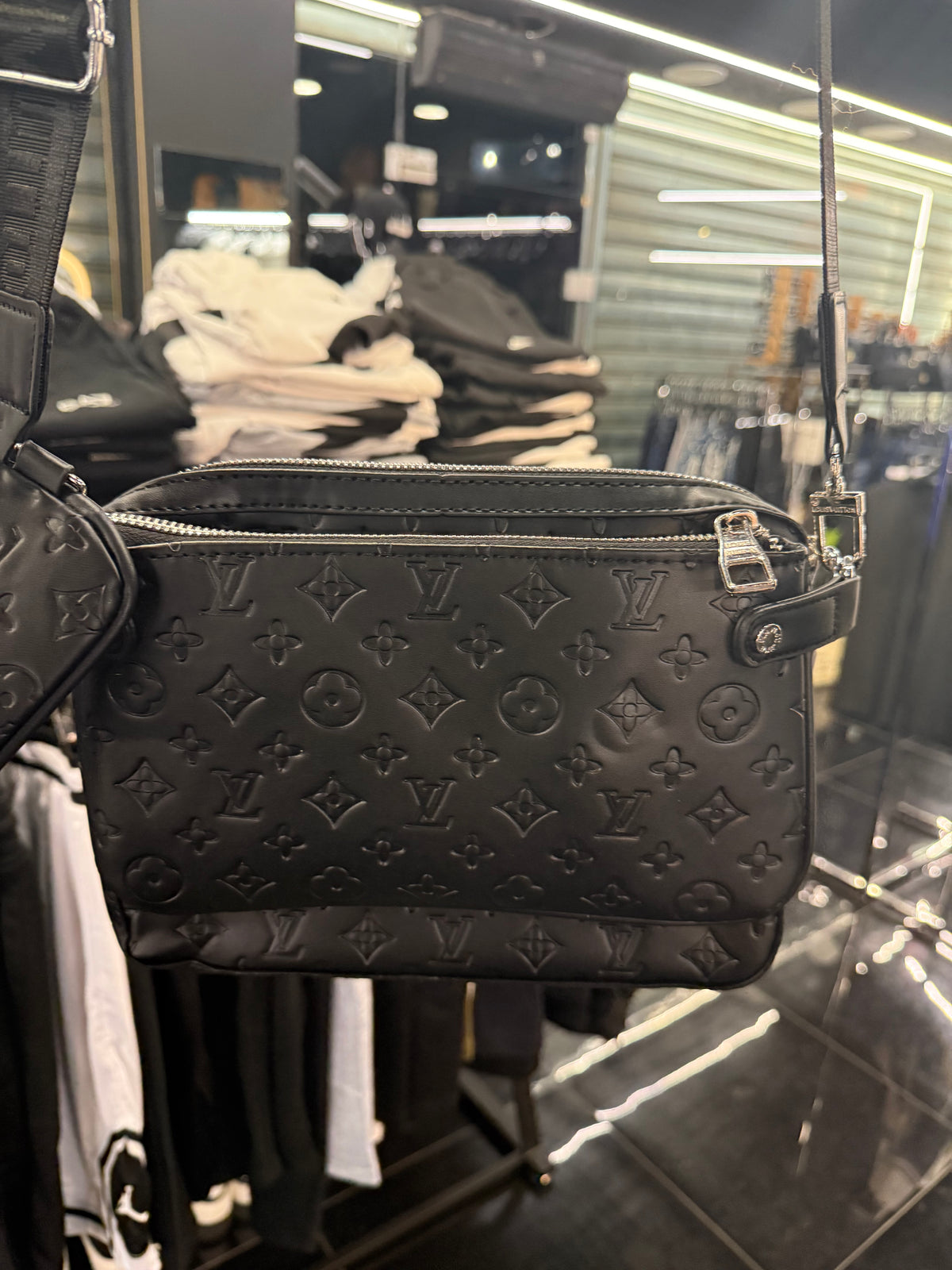 Τσαντάκι - sales 2026 LV 78667